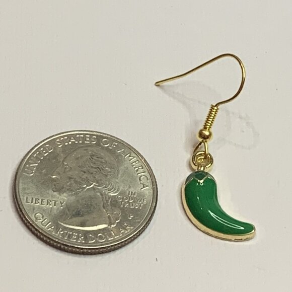 Pepper Earring, Funny Food Earring, Cinco De Mayo Earring, Green Pepper Earring - Picture 4 of 5